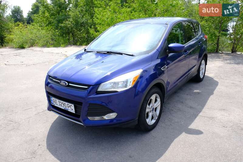 Внедорожник / Кроссовер Ford Escape 2016 в Днепре