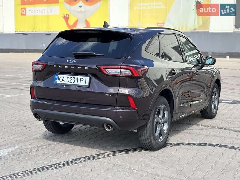 Внедорожник / Кроссовер Ford Escape 2023 в Киеве