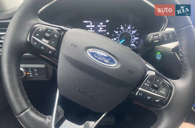 Внедорожник / Кроссовер Ford Escape 2021 в Чернигове