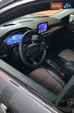 Внедорожник / Кроссовер Ford Escape 2022 в 