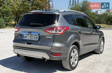 Внедорожник / Кроссовер Ford Escape 2014 в 
