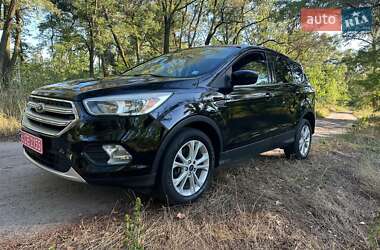Внедорожник / Кроссовер Ford Escape 2016 в Кременчуге
