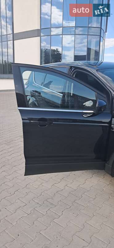 Позашляховик / Кросовер Ford Escape 2016 в Одесі