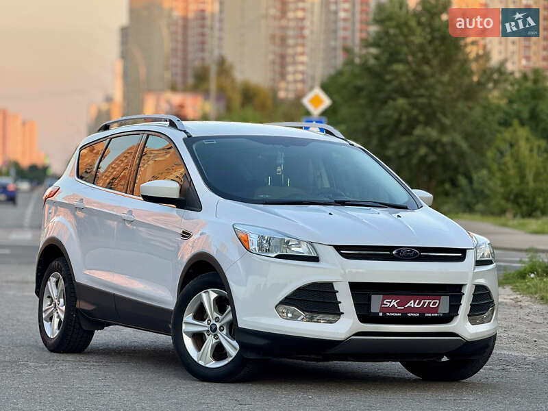 Внедорожник / Кроссовер Ford Escape 2014 в Киеве