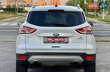 Внедорожник / Кроссовер Ford Escape 2014 в 