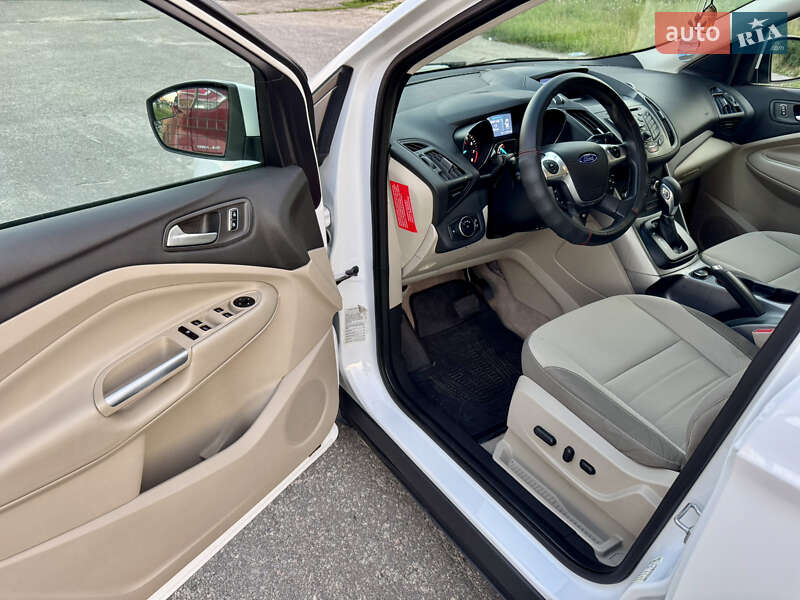 Внедорожник / Кроссовер Ford Escape 2014 в Киеве