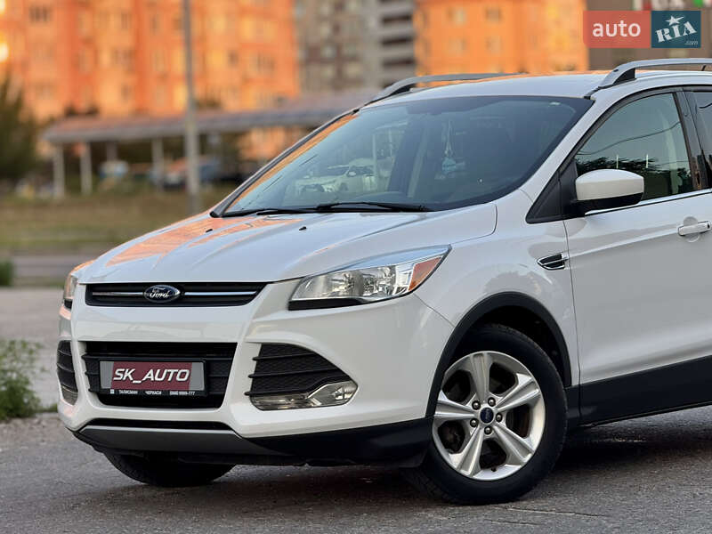Внедорожник / Кроссовер Ford Escape 2014 в Киеве