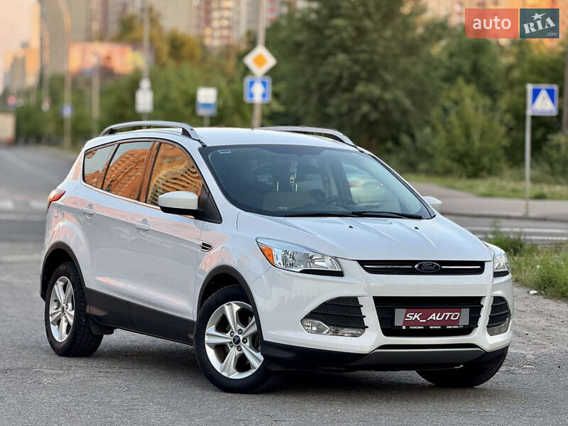 Внедорожник / Кроссовер Ford Escape 2014 в Киеве