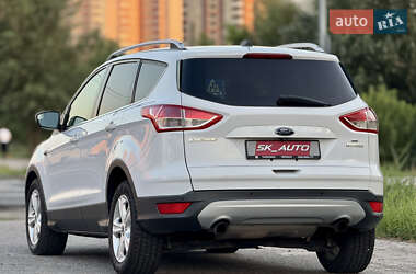 Внедорожник / Кроссовер Ford Escape 2014 в 