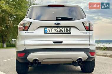 Внедорожник / Кроссовер Ford Escape 2016 в 