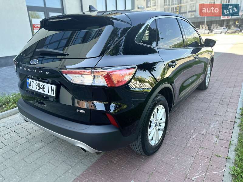 Внедорожник / Кроссовер Ford Escape 2022 в Ивано-Франковске