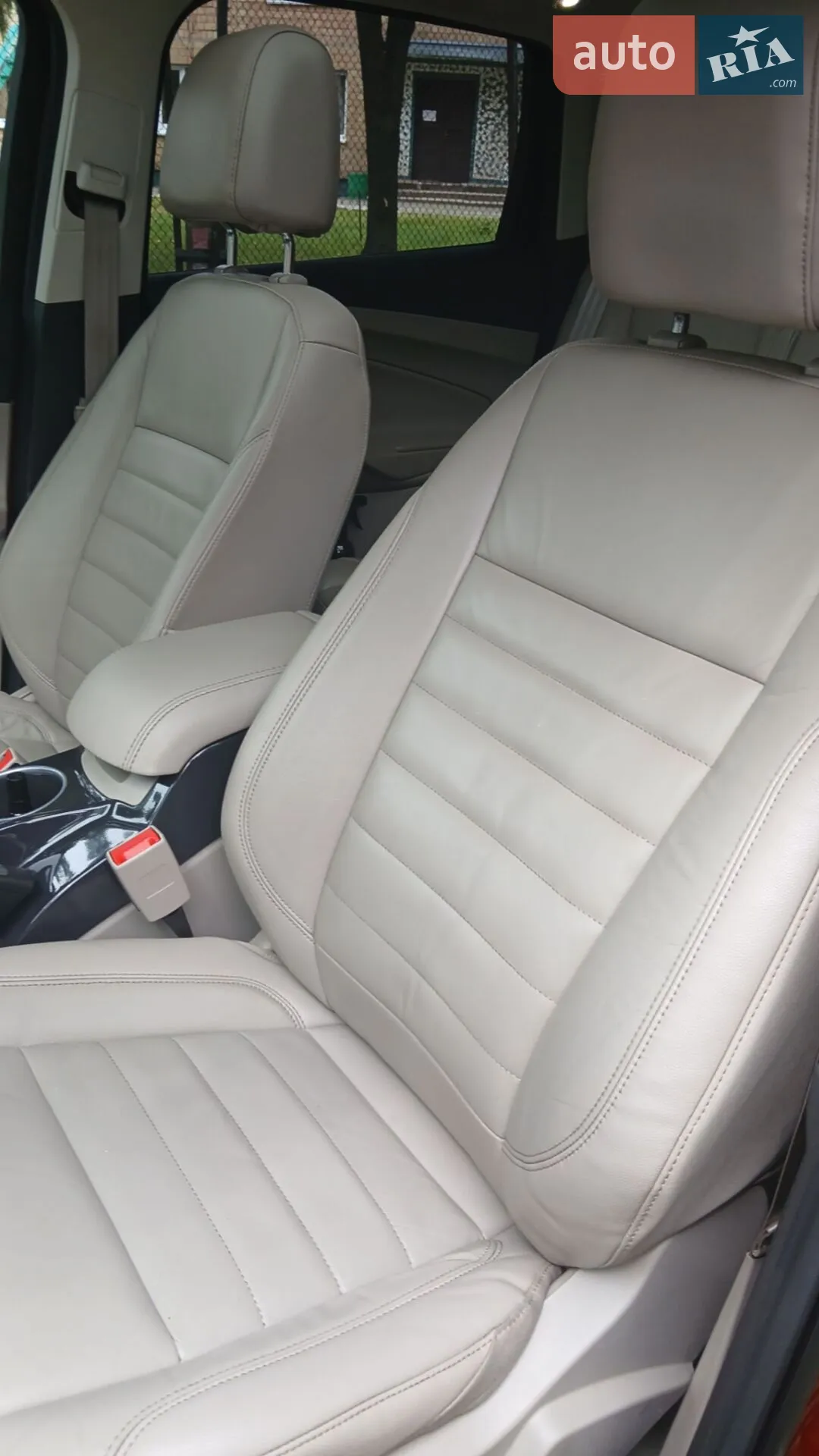 2016 Ford Escape - мініатюра 16