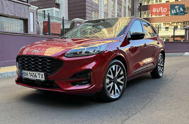 Внедорожник / Кроссовер Ford Escape 2020 в 
