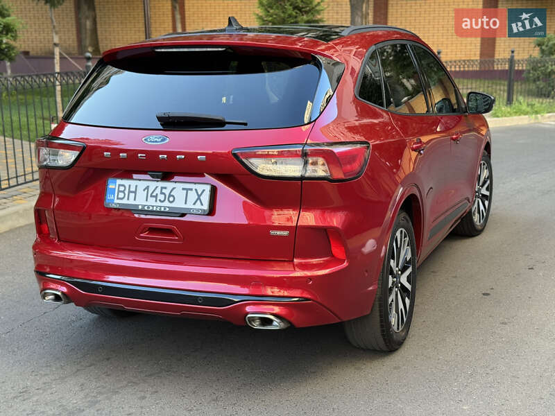 Внедорожник / Кроссовер Ford Escape 2020 в Одессе