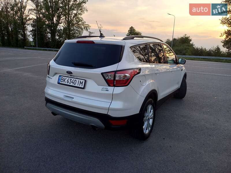 Внедорожник / Кроссовер Ford Escape 2018 в Могилев-Подольске фото 8 Внедорожник / Кроссовер Ford Escape 2018 в Могилев-Подольске