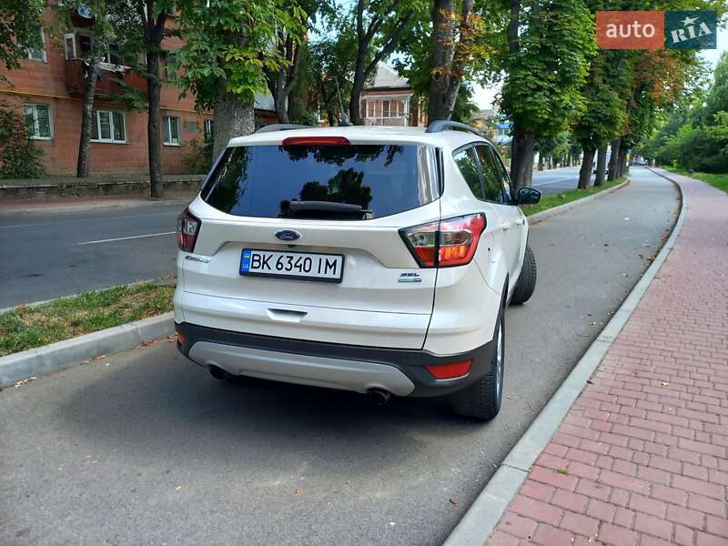 Внедорожник / Кроссовер Ford Escape 2018 в Могилев-Подольске фото 11 Внедорожник / Кроссовер Ford Escape 2018 в Могилев-Подольске