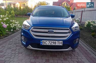 Внедорожник / Кроссовер Ford Escape 2018 в 