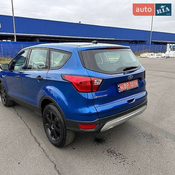 Внедорожник / Кроссовер Ford Escape 2019 в Львове