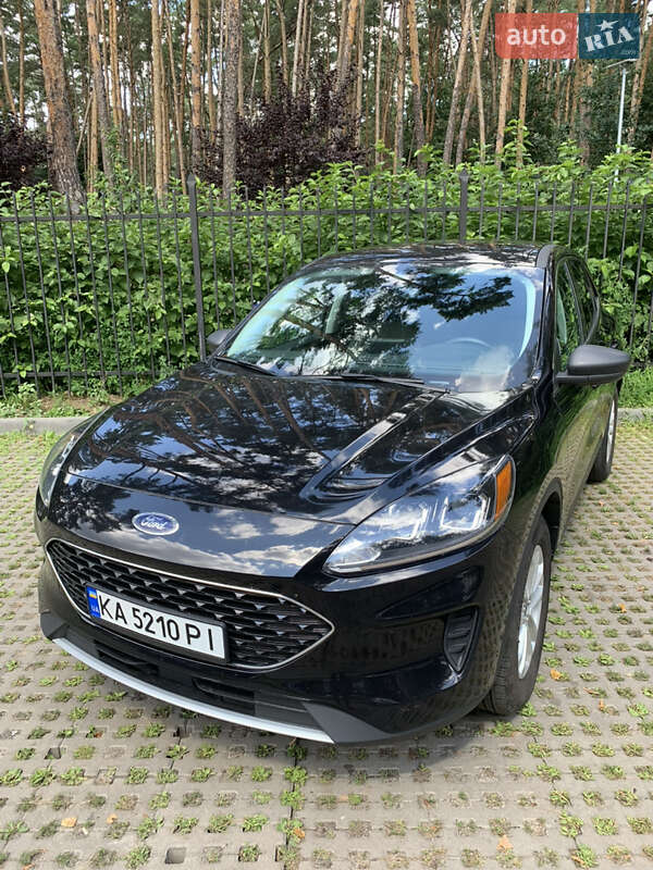 Внедорожник / Кроссовер Ford Escape 2022 в Киеве