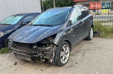 Внедорожник / Кроссовер Ford Escape 2015 в 