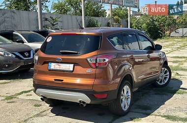Внедорожник / Кроссовер Ford Escape 2016 в 