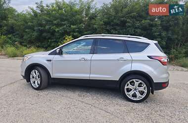 Внедорожник / Кроссовер Ford Escape 2018 в 