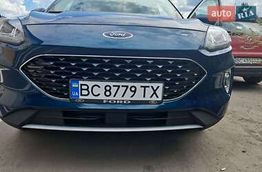 Внедорожник / Кроссовер Ford Escape 2020 в 