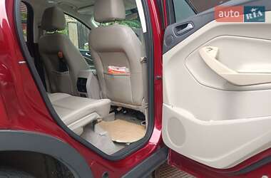 Внедорожник / Кроссовер Ford Escape 2013 в 