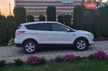 Внедорожник / Кроссовер Ford Escape 2014 в 