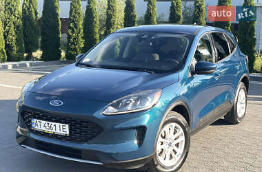 Позашляховик / Кросовер Ford Escape 2020 в Надвірній