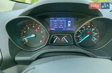 Внедорожник / Кроссовер Ford Escape 2015 в 