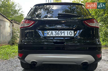 Внедорожник / Кроссовер Ford Escape 2015 в 