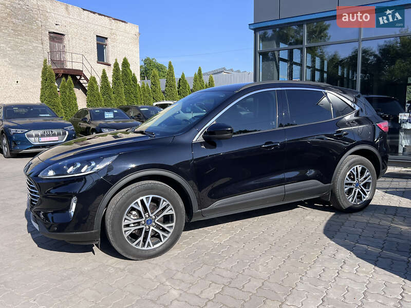 Внедорожник / Кроссовер Ford Escape 2020 в Нововолынске