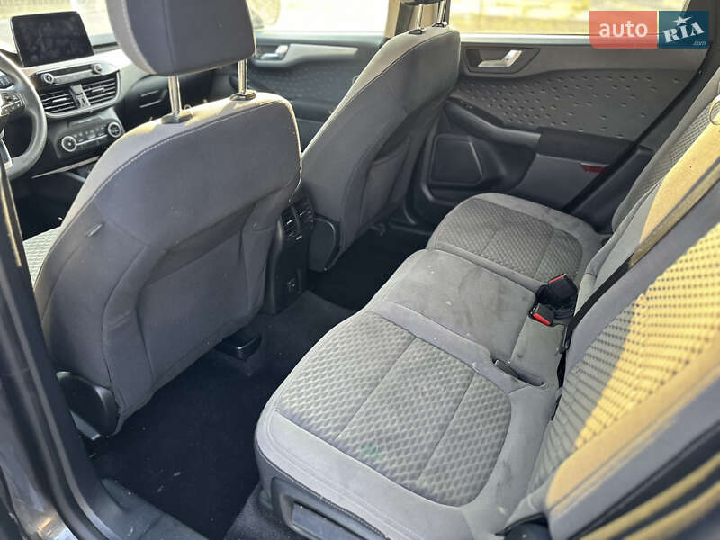 Позашляховик / Кросовер Ford Escape 2020 в Львові