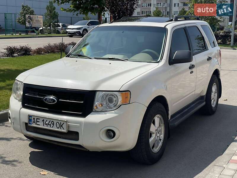 Внедорожник / Кроссовер Ford Escape 2012 в Днепре