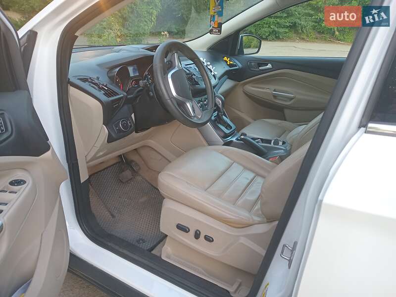 Внедорожник / Кроссовер Ford Escape 2015 в Киеве фото 3 Внедорожник / Кроссовер Ford Escape 2015 в Киеве