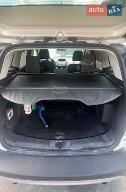 Внедорожник / Кроссовер Ford Escape 2013 в 