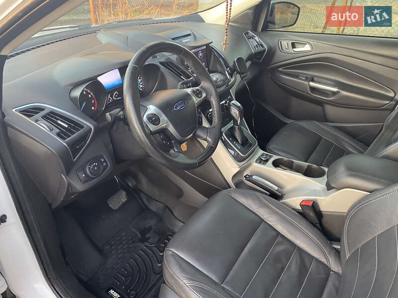 Внедорожник / Кроссовер Ford Escape 2012 в Мельнице-Подольской