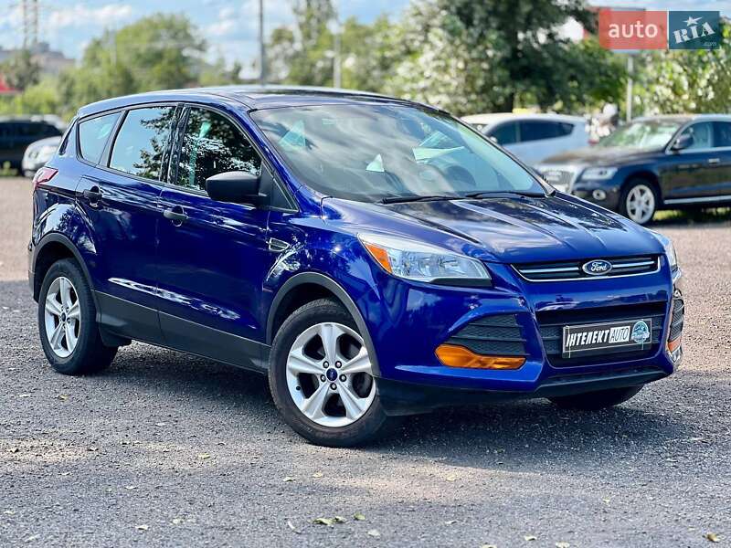 Внедорожник / Кроссовер Ford Escape 2015 в Киеве