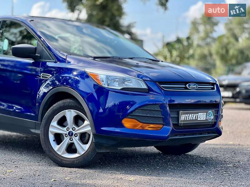 Внедорожник / Кроссовер Ford Escape 2015 в Киеве