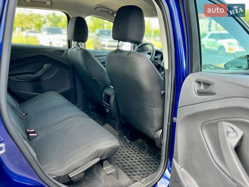 Внедорожник / Кроссовер Ford Escape 2015 в Киеве