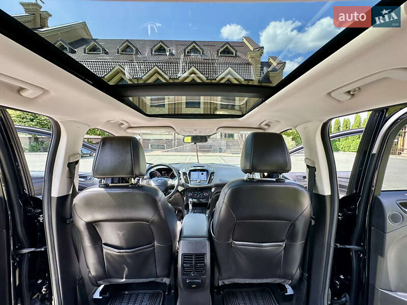 Внедорожник / Кроссовер Ford Escape 2017 в Киеве
