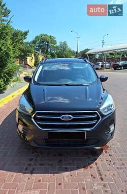 Позашляховик / Кросовер Ford Escape 2017 в Рівному
