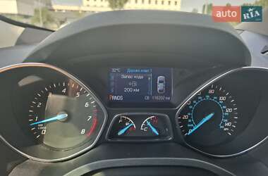 Внедорожник / Кроссовер Ford Escape 2014 в 