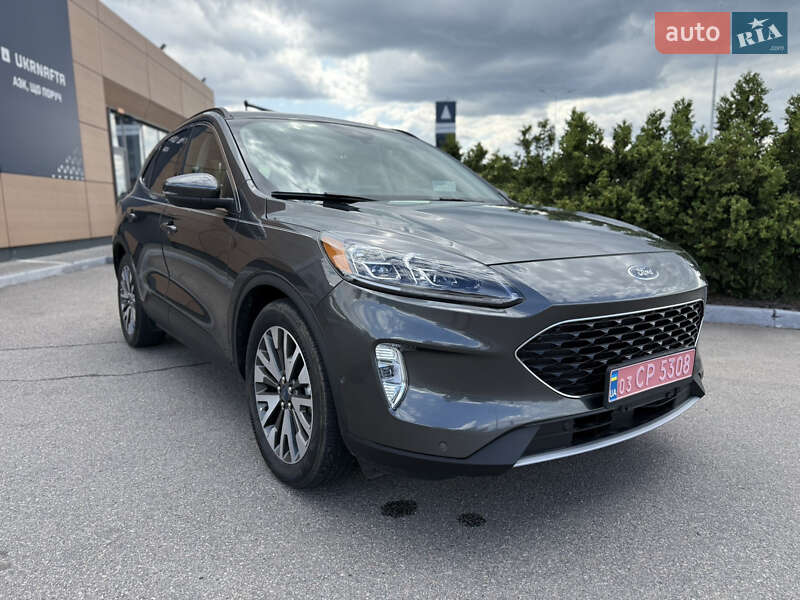 Внедорожник / Кроссовер Ford Escape 2020 в Днепре
