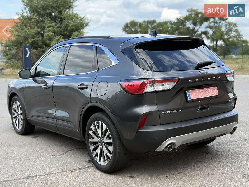 Внедорожник / Кроссовер Ford Escape 2020 в Днепре
