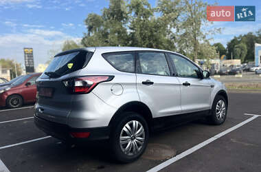 Внедорожник / Кроссовер Ford Escape 2018 в 