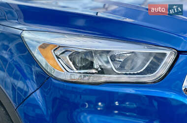 Внедорожник / Кроссовер Ford Escape 2018 в 