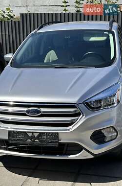 Внедорожник / Кроссовер Ford Escape 2018 в Дрогобыче
