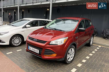 Внедорожник / Кроссовер Ford Escape 2015 в 